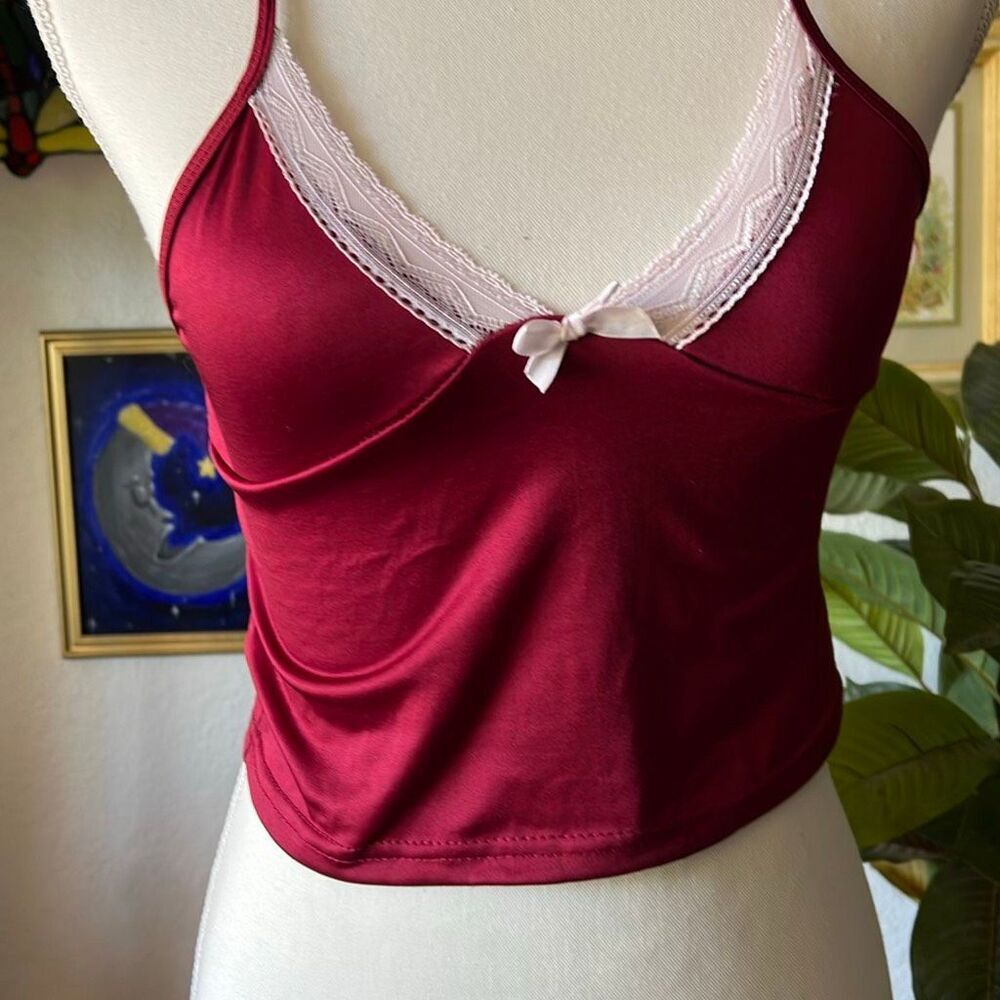 No label Size small burgundy cropped sleep lingerie shirt sleep cami - Picture 3 of 4